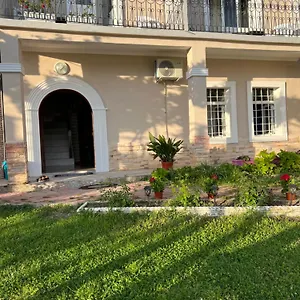 Garden Guni Villa Krujë