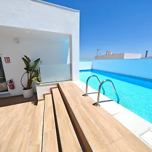 Nuevo En Primera Planta A Con Piscina Apartamento Barbate